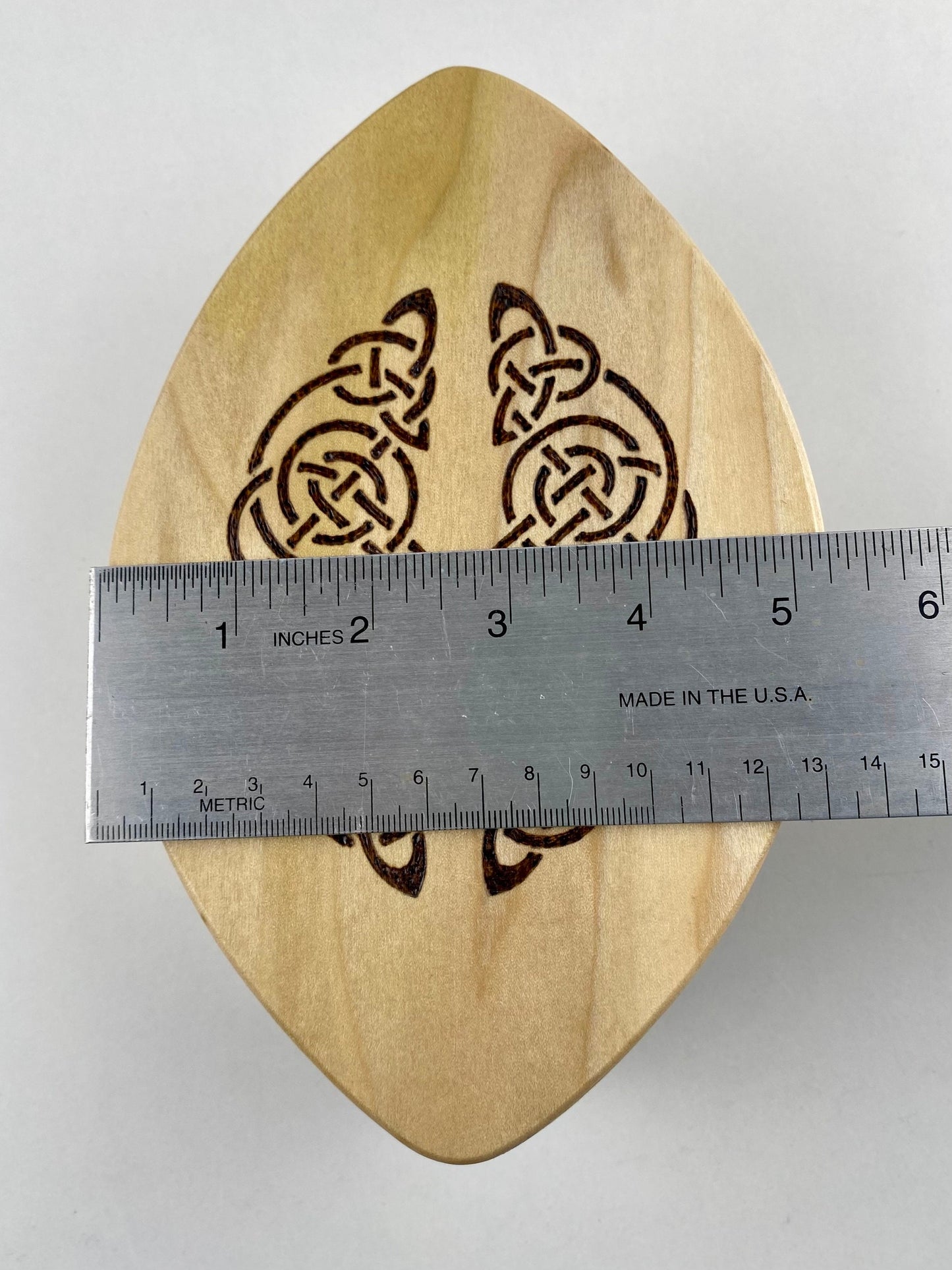 Small Handmade Keepsake Box - Celtic knot design - Poplar wood - lift-off lid with green Flocking lining - bandsaw box